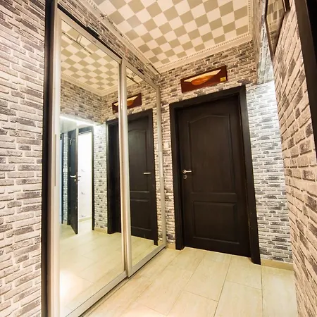 アパート 3 Separate Bedrooms - Spacious Flat *