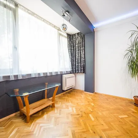 アパート 3 Separate Bedrooms - Spacious Flat *