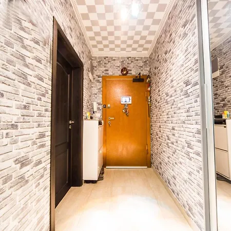 3 Separate Bedrooms - Spacious Flat アパート ブルガス